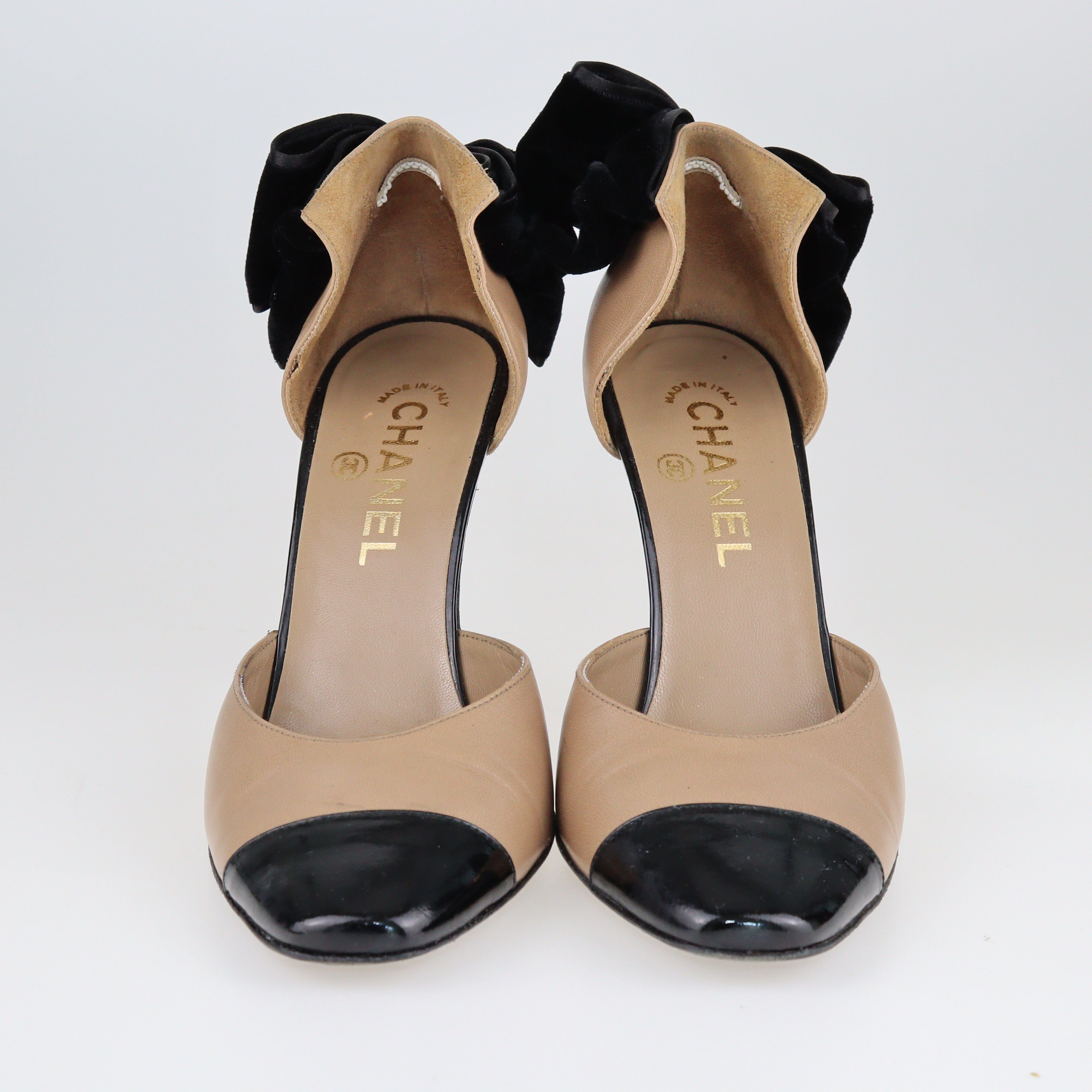 Dark Beige/Black CC Cap Toe Bow Detail Pointed Toe Pumps Shoes Chanel 
