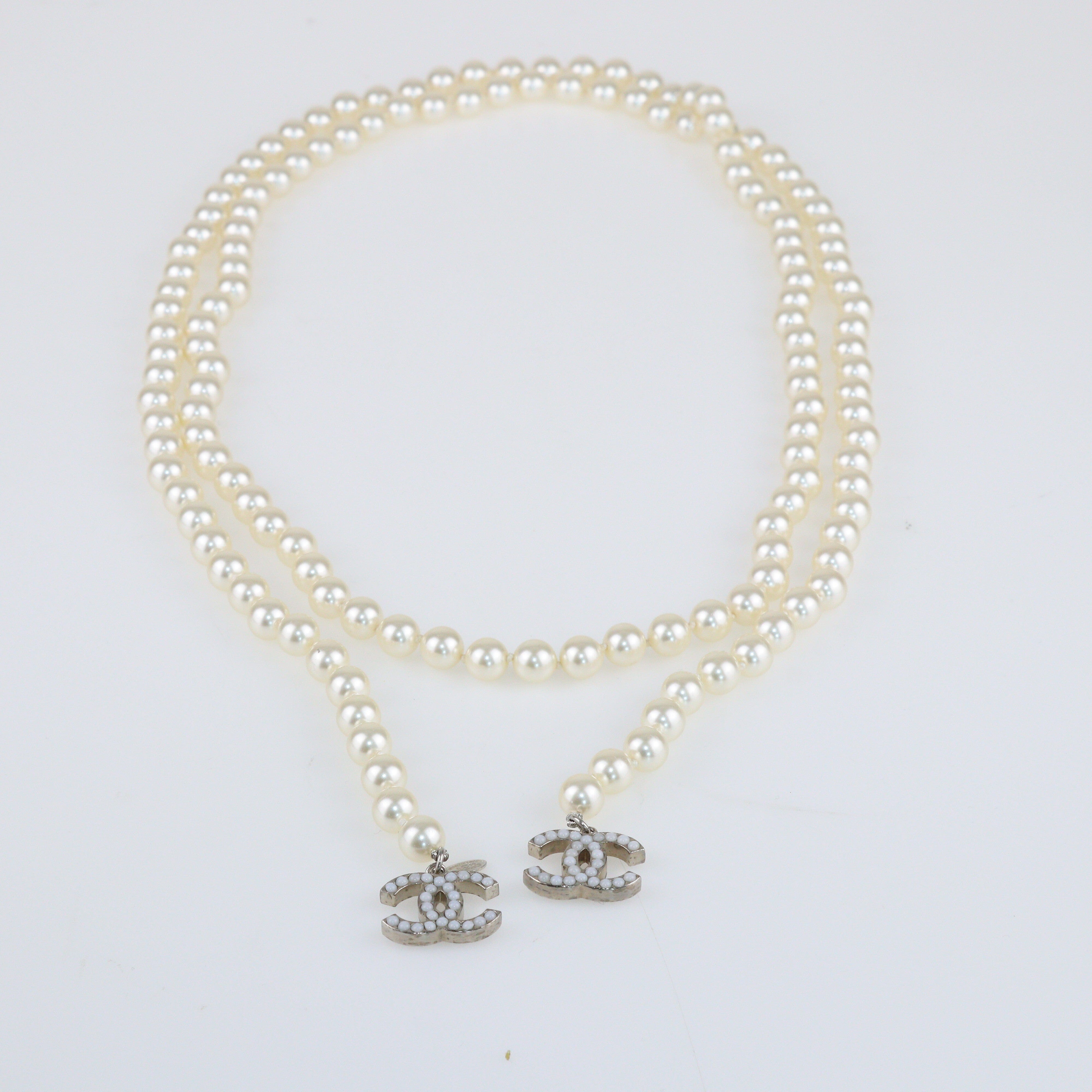 White Pearl Beads String Wrap Around Necklace Accessories Chanel 