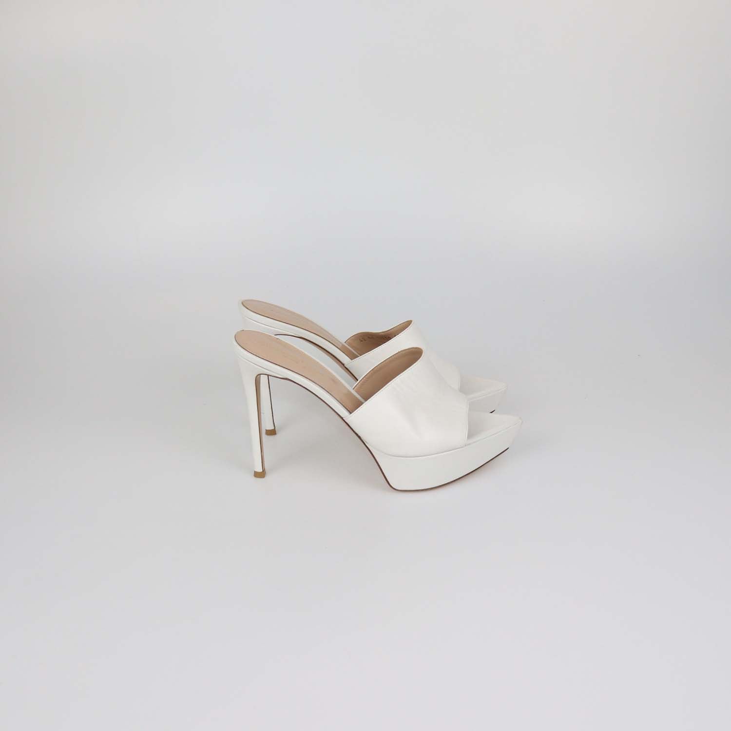 Gianvito Rossi White Leather Betty Platform Mules