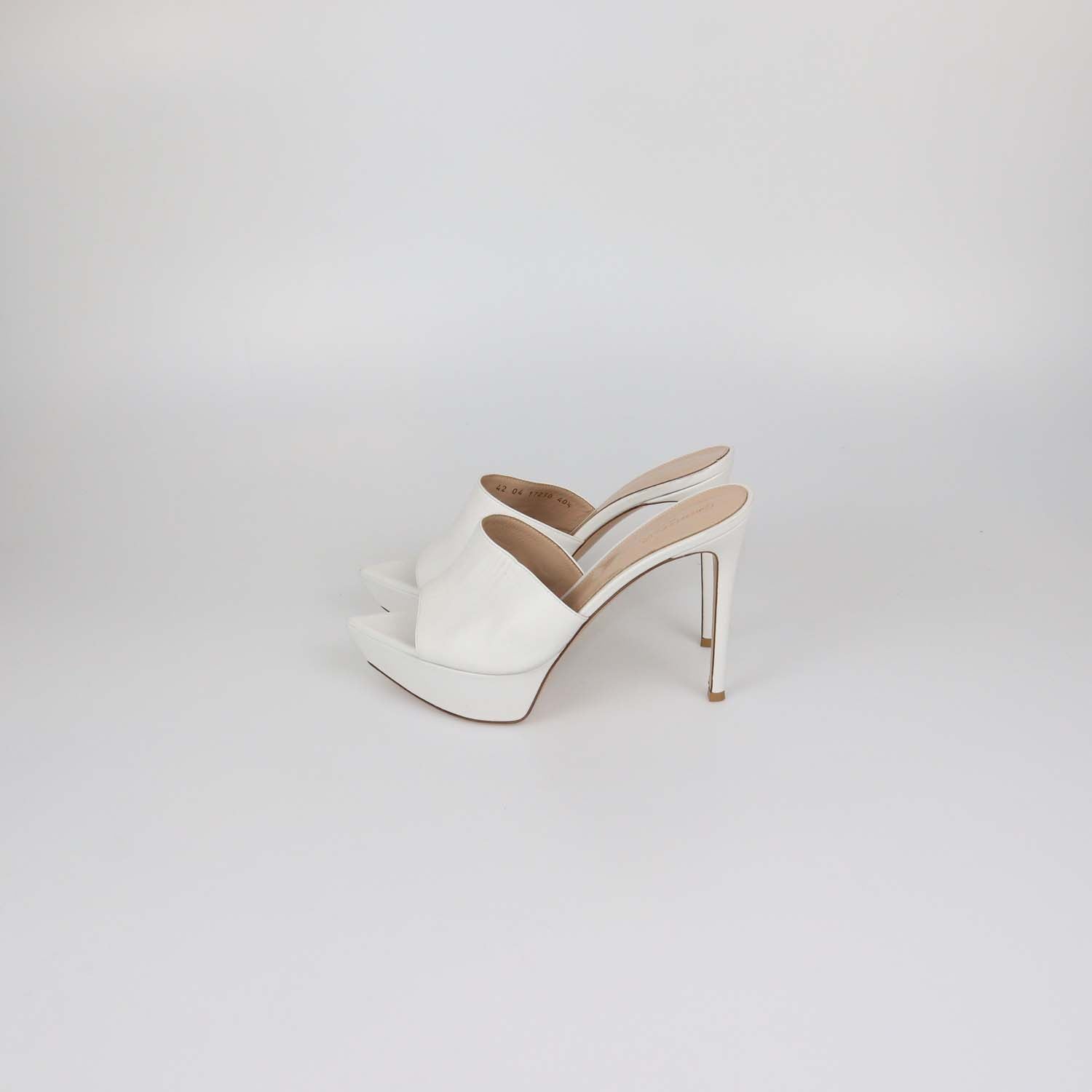 Gianvito Rossi White Leather Betty Platform Mules