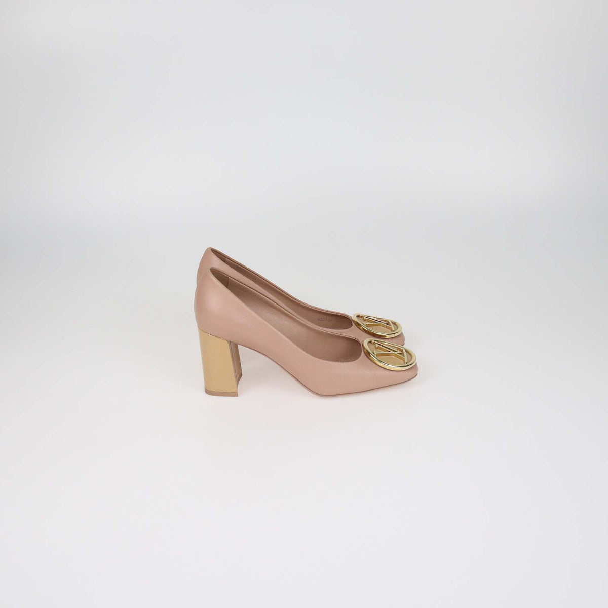 Louis Vuitton Nude,Caramel Leather Madeleine Pumps