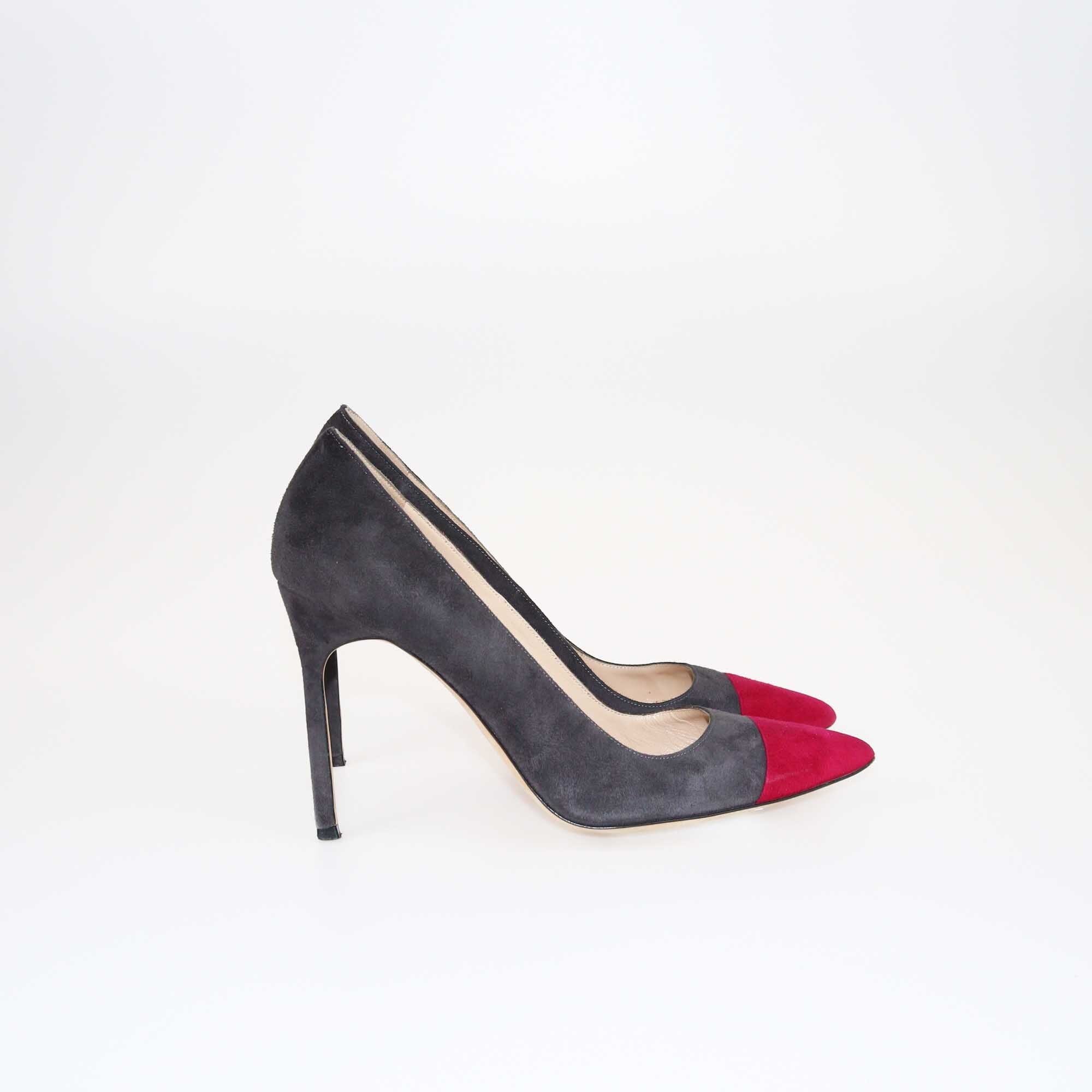 Manolo Blahnik Dark Grey/Magenta Bipunta Pointed Toe Pumps Shoes Manolo Blahnik 