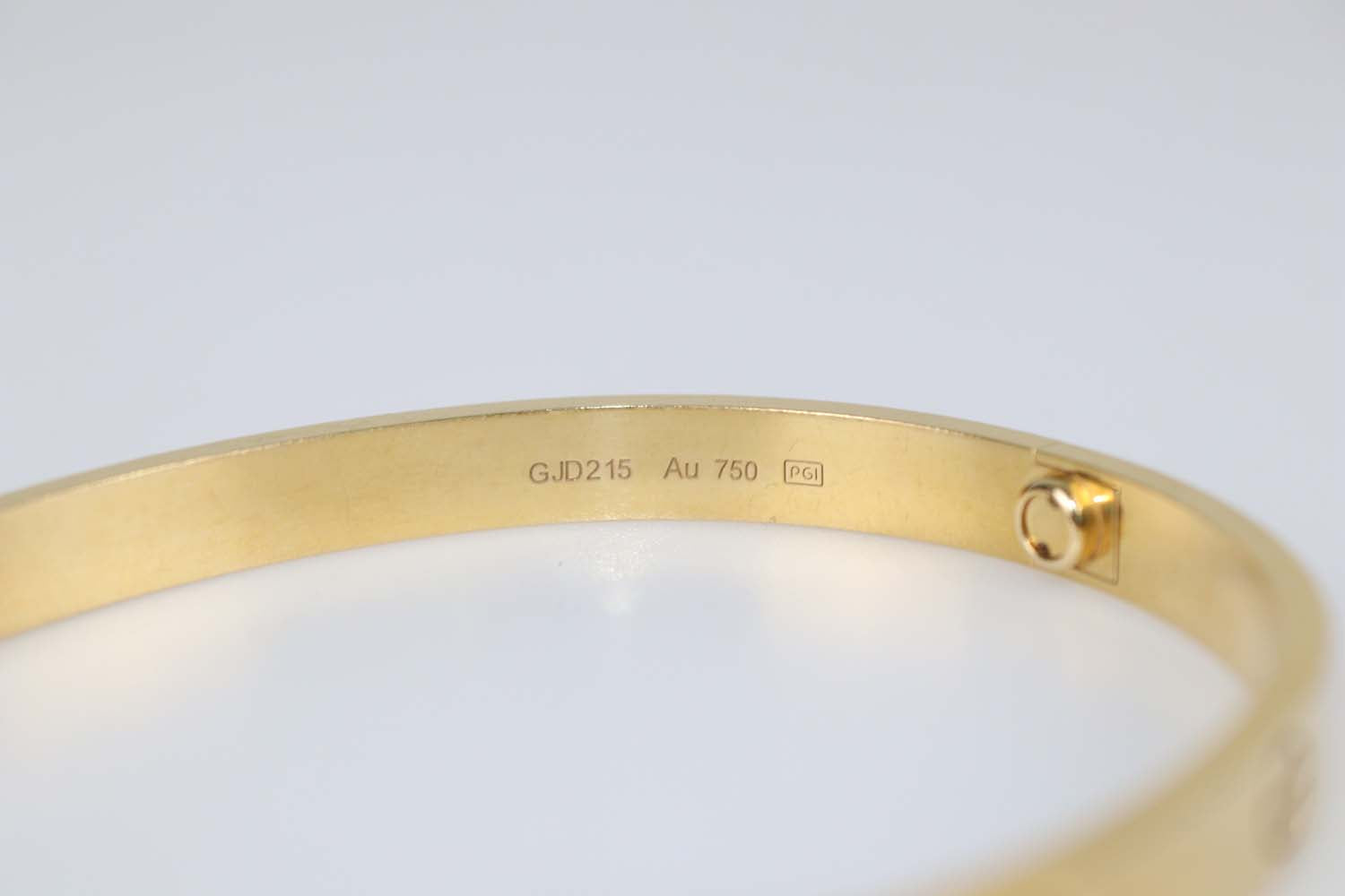 Cartier 18K Yellow Gold Classic Love Bangle Bracelet Size 20