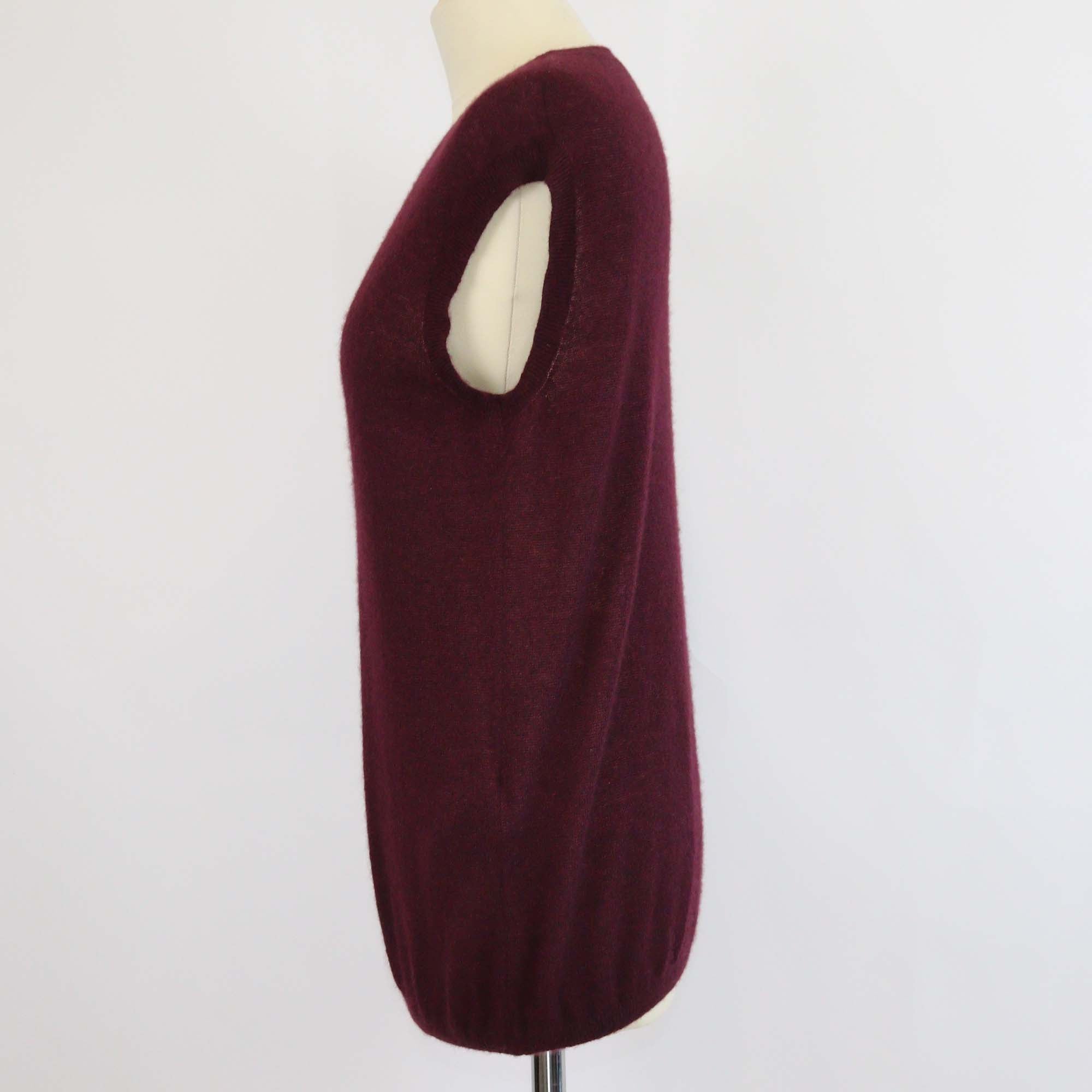 Loro Piana Burgundy Cashmere Blended Knit Sleeveless Top
