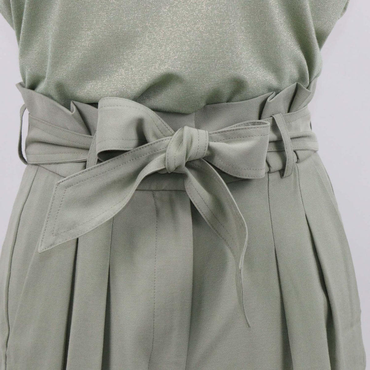 Tara Jamon Pale Green Metallic Blend Viscose Sleeveless Shirt & Priscille Short