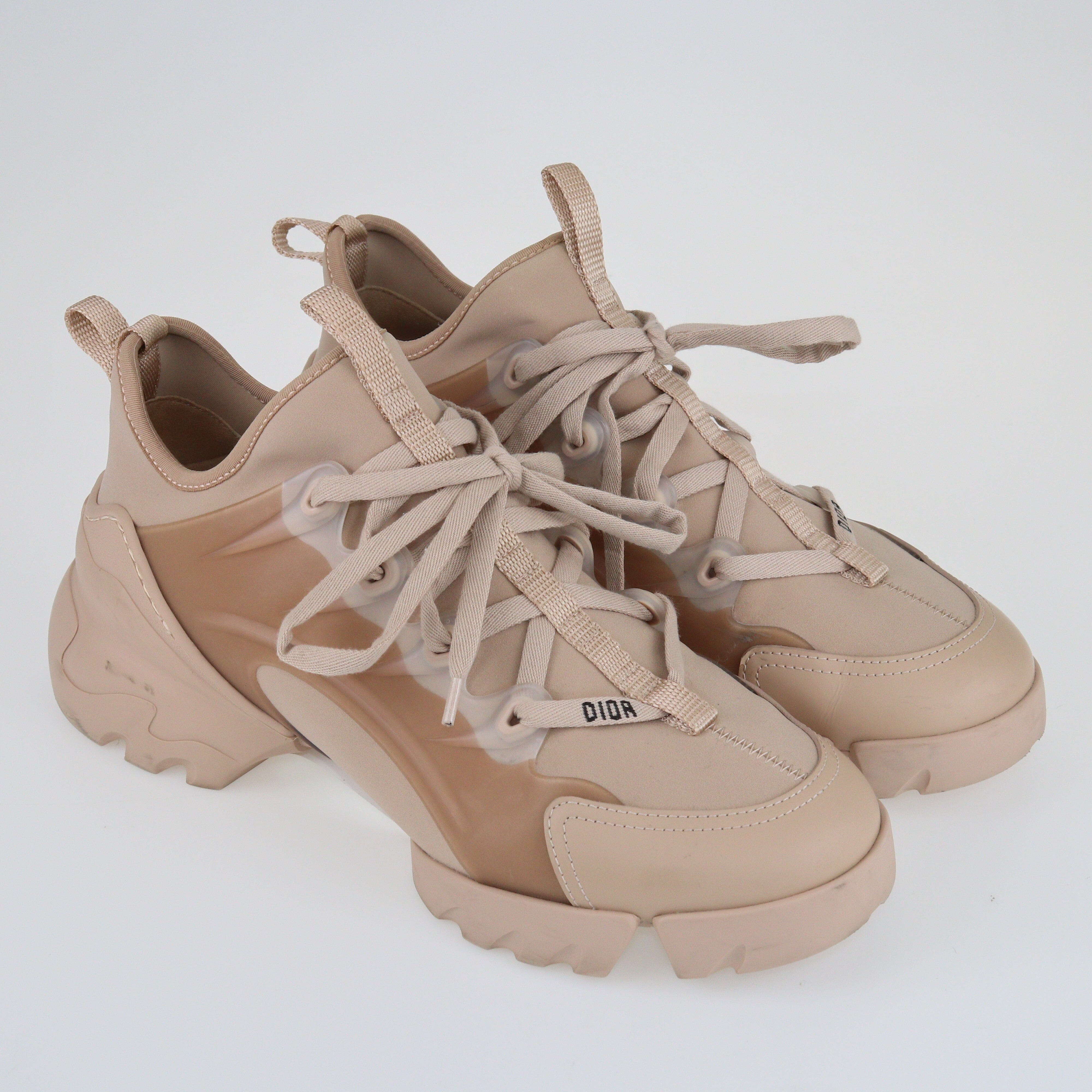 d connect sneakers