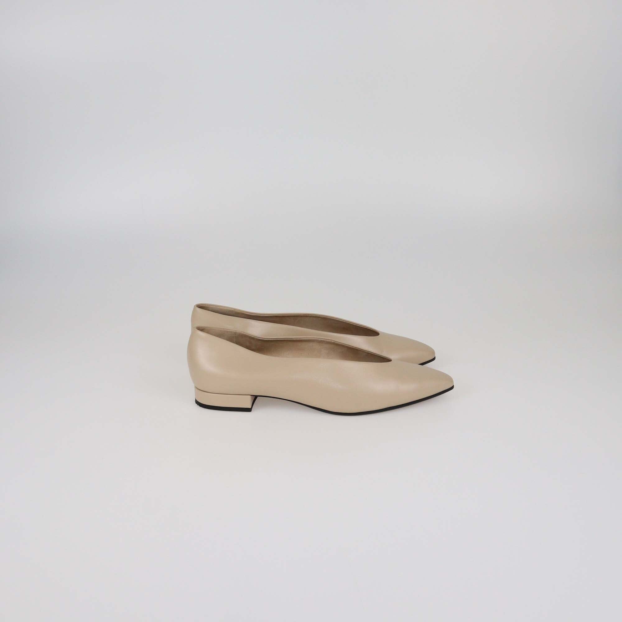 Loro Piana Natural Light Camel Rebecca Ballet Flats Womens Loro Piana 