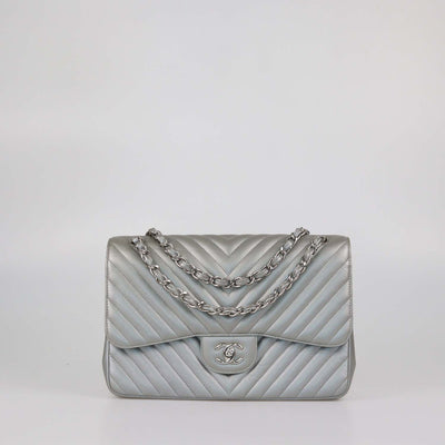 Chanel Metallic Grey Chevron Leather Jumbo Classic Double Flap Bag