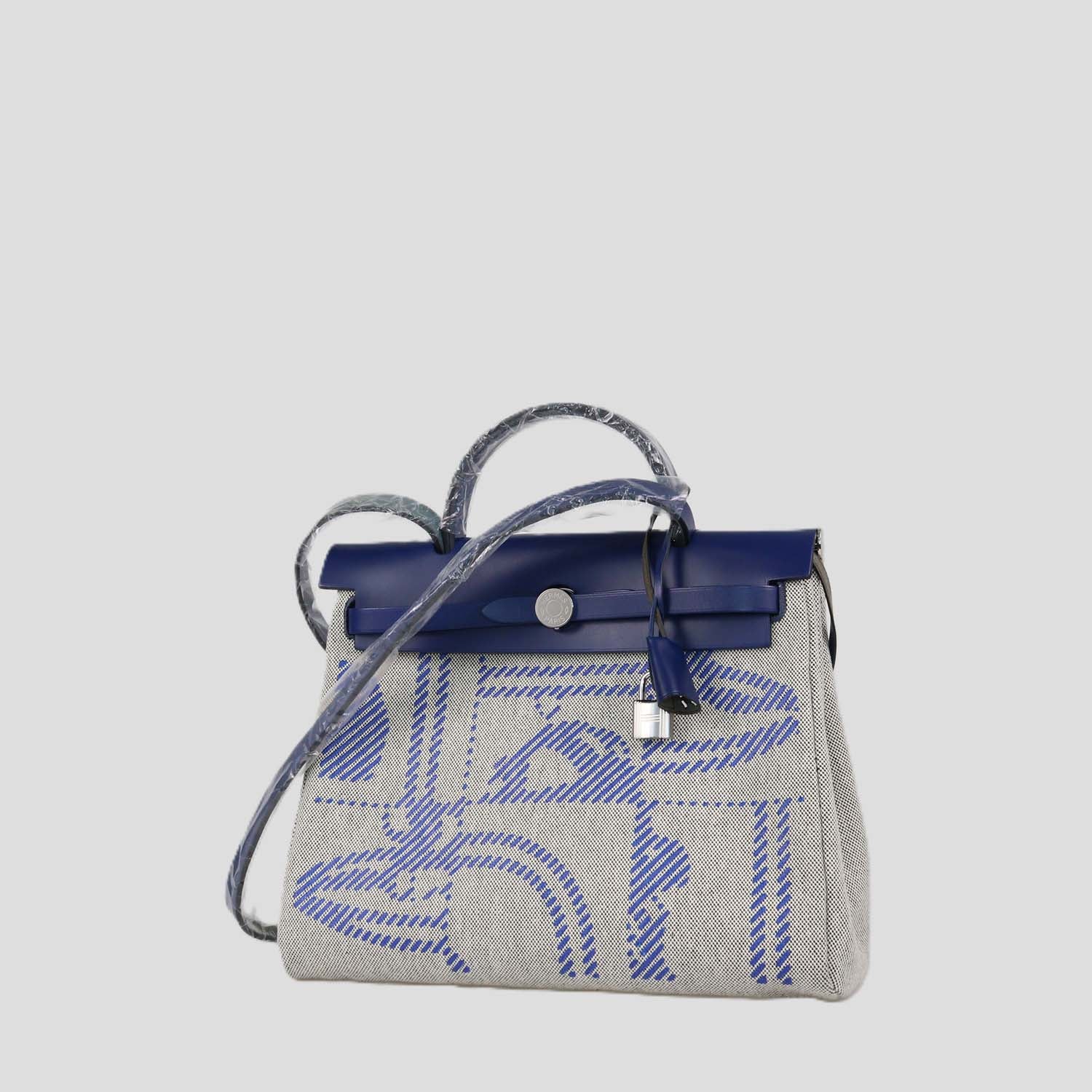 Hermes Bleu France/Ecru Canvas and Vache Hunter Leather Brides De Gala Herbag Zip 31 Bag