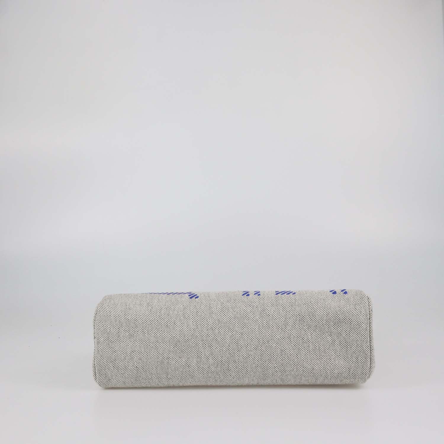 Hermes Bleu France/Ecru Canvas and Vache Hunter Leather Brides De Gala Herbag Zip 31 Bag