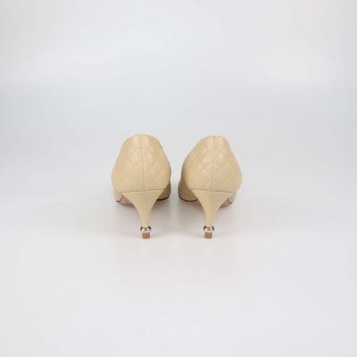Chanel Beige/Black Quilted Leather CC Cap Toe Heel Pumps