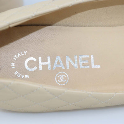 Chanel Beige/Black Quilted Leather CC Cap Toe Heel Pumps