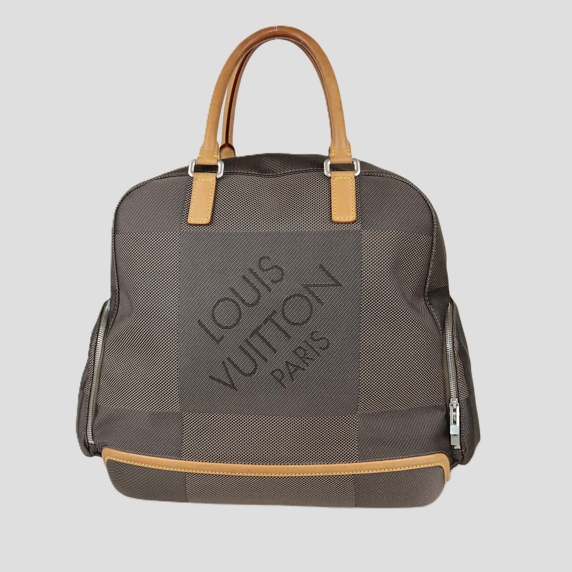 Louis Vuitton Khaki Terre Damier Geant Canvas Aventurier Polaire Bag