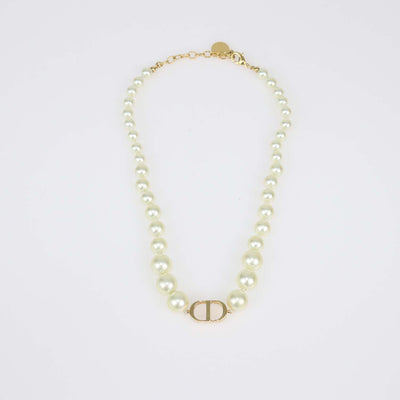Christian Dior Gold,White Faux Pearls 30 Montaigne Short Necklace