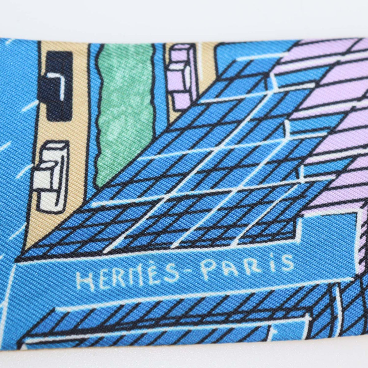 Hermes Multicolor Silk Pantin City Print Twilly