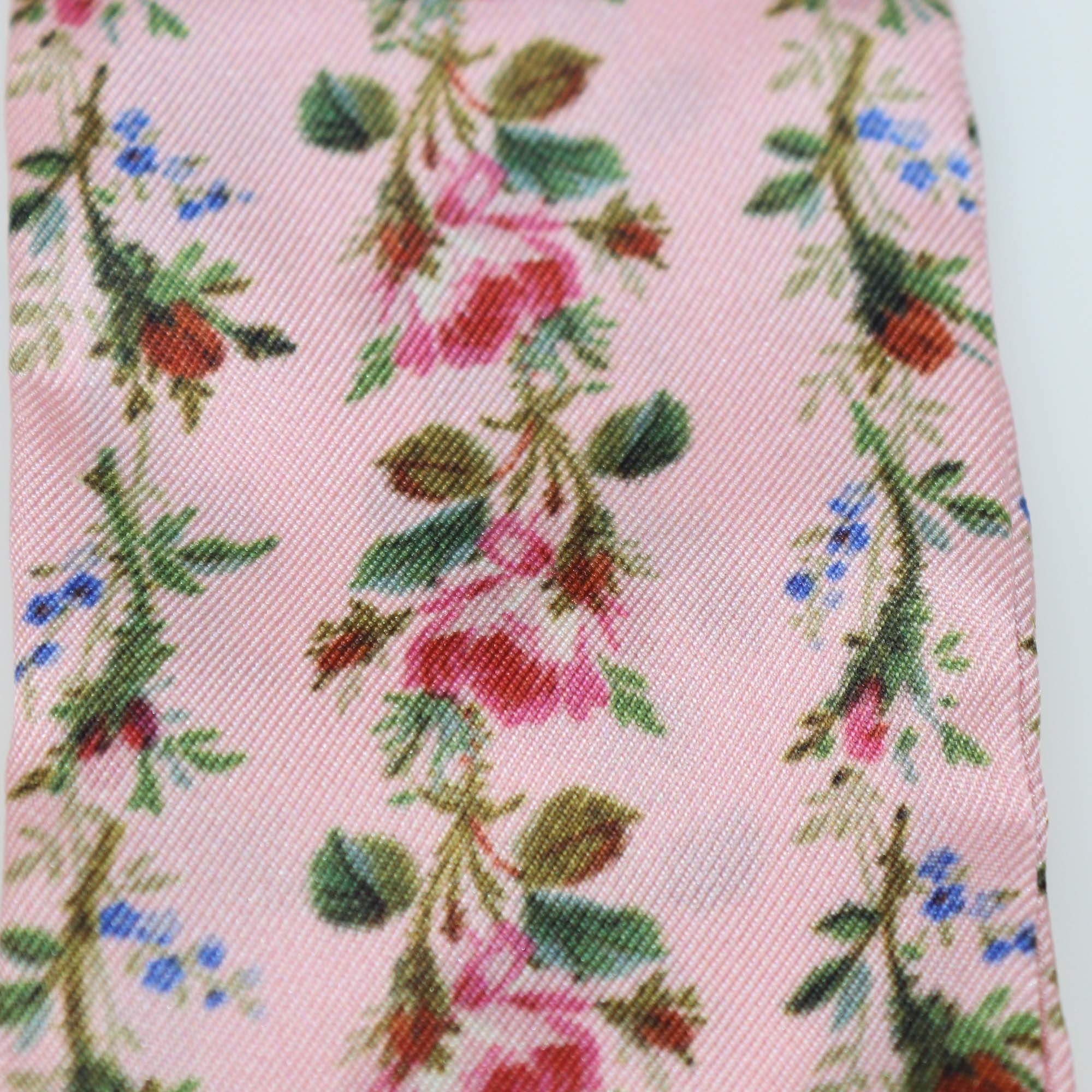 Gucci Pink Silk Rose Print Twill Ribbon