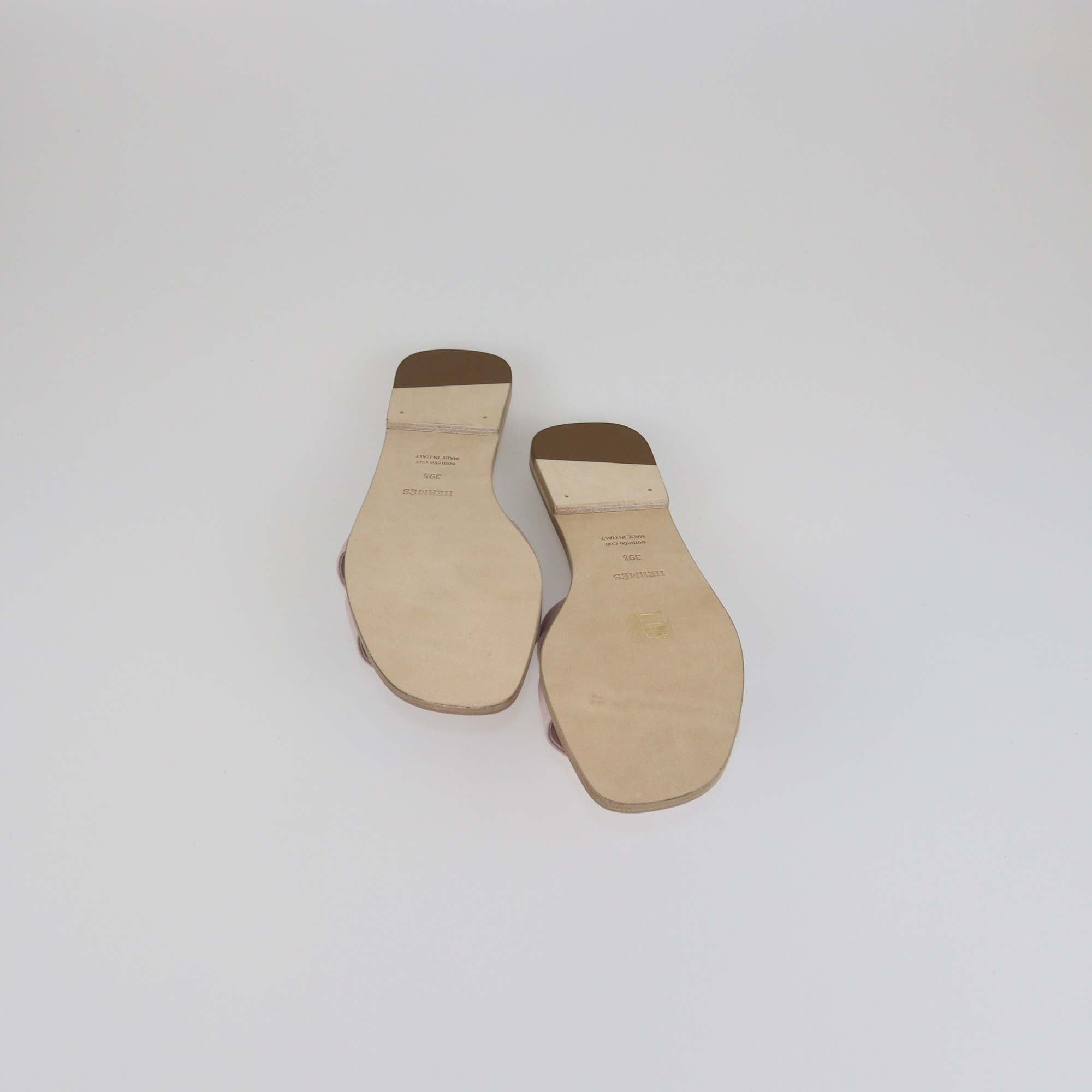 Hermes Rose Porcelaine Epsom Leather Oran Sandals