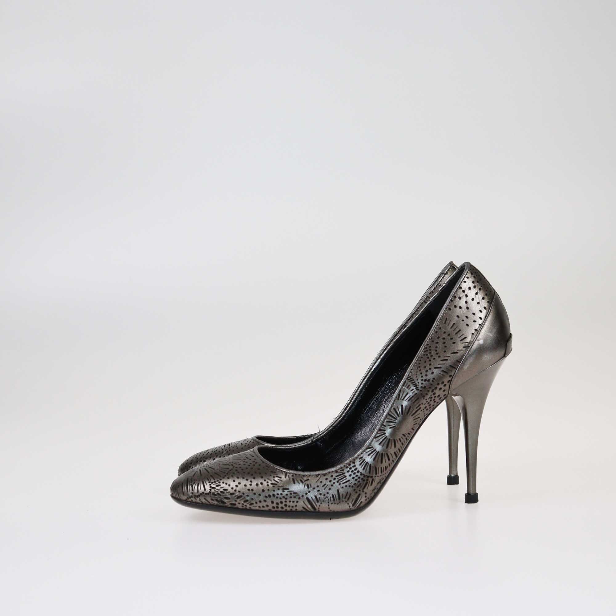 Burberry Metallic Grey Laser Cut Pumps Shoes Burberry 