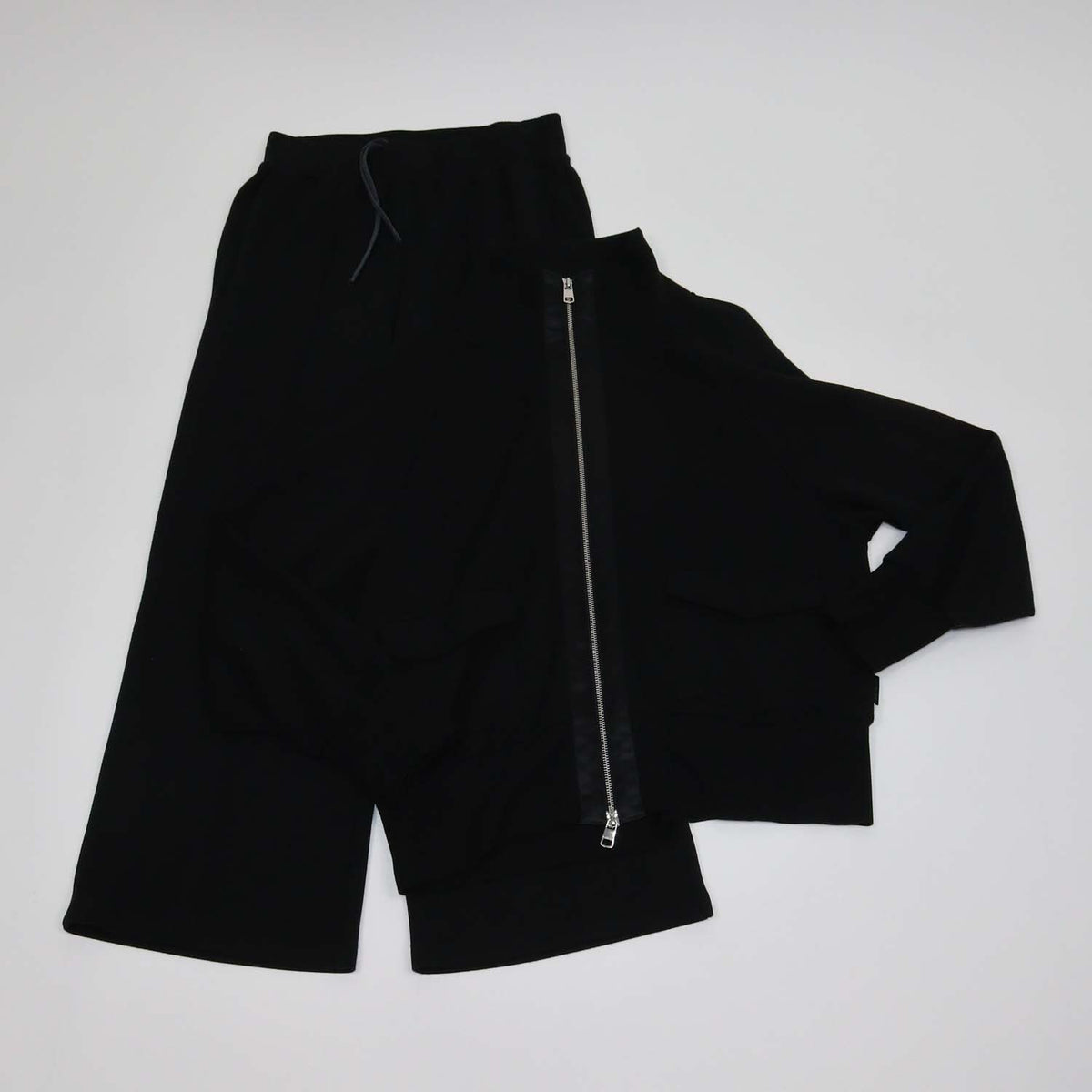 Varley Black Blend Viscose Roxbury Satin Trimmed Stretch Jacket & Pants