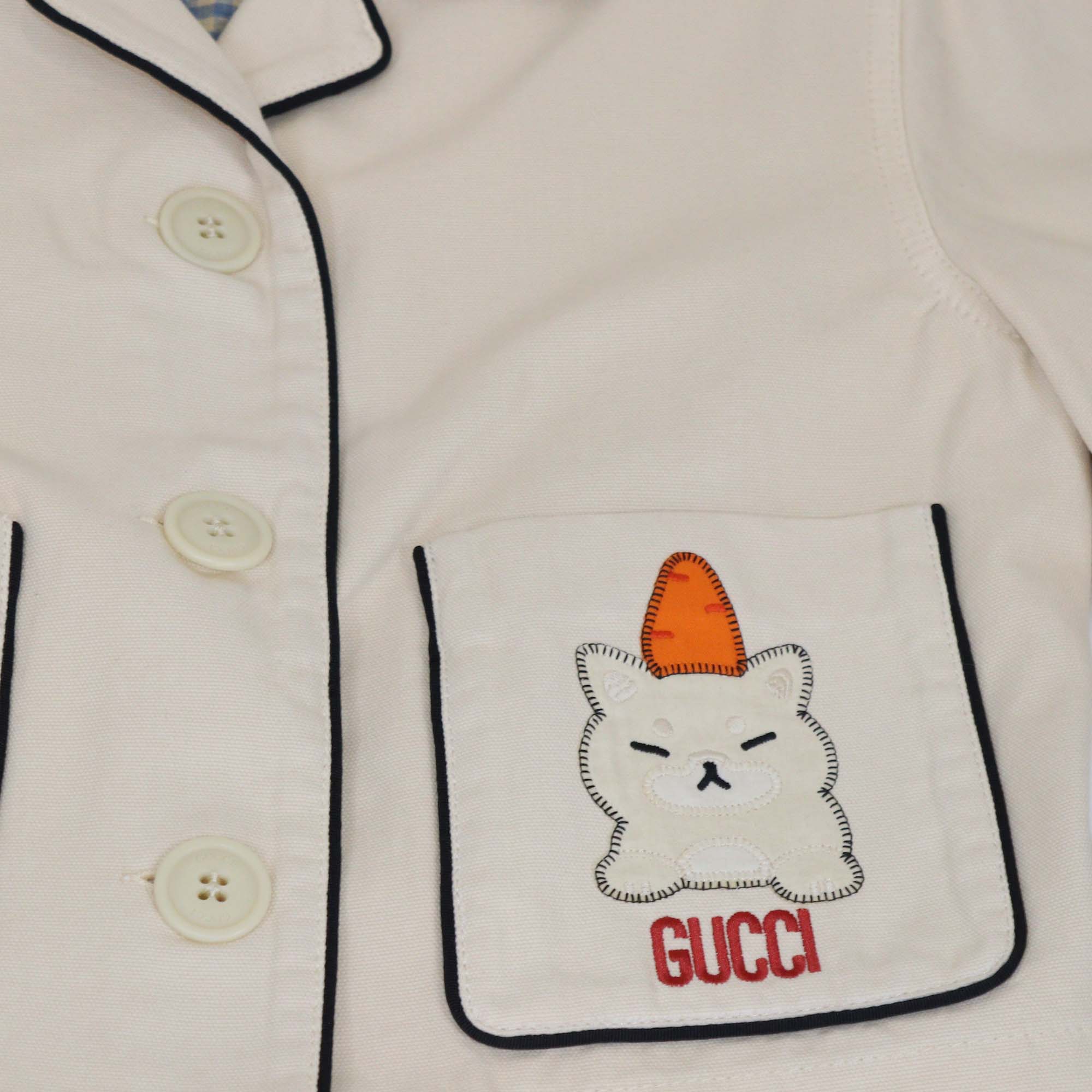 Gucci Ivory Canvas Animal Patch Crop Short Sleeve Jacket & Wide Leg Crop Pants Set