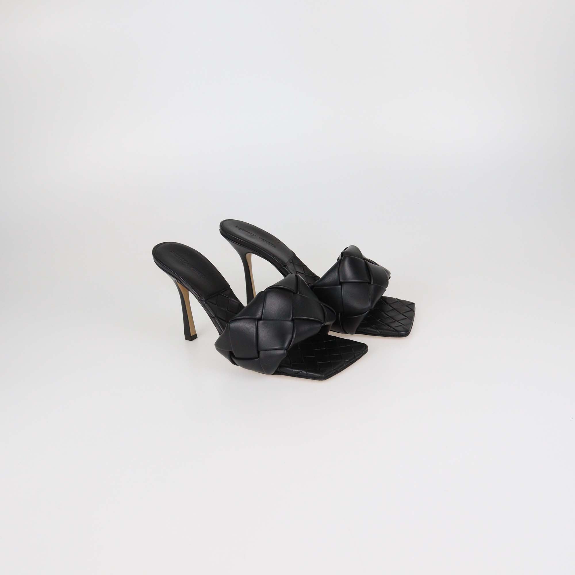 Bottega Veneta Black Intrecciato Leather Lido Slide Sandals