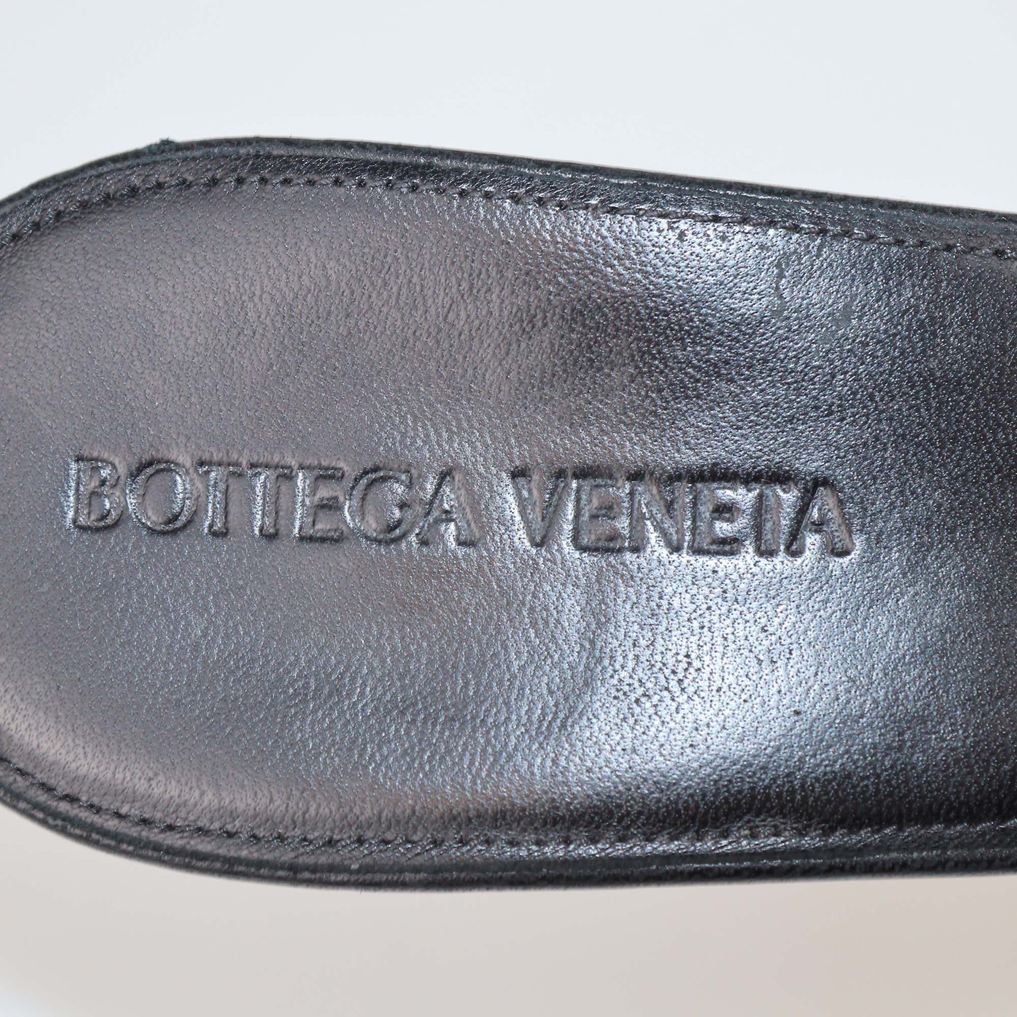 Bottega Veneta Black Intrecciato Leather Lido Slide Sandals