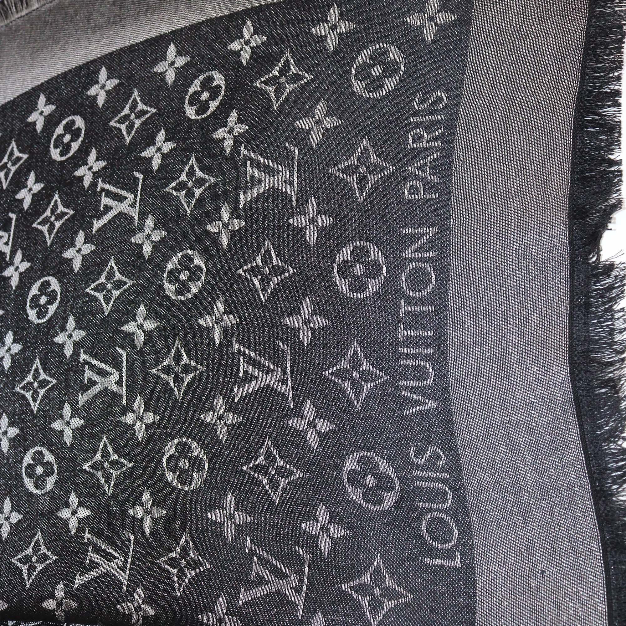 Louis Vuitton Metallic Grey/Black Monogram Classic Shawl Womens Louis Vuitton 