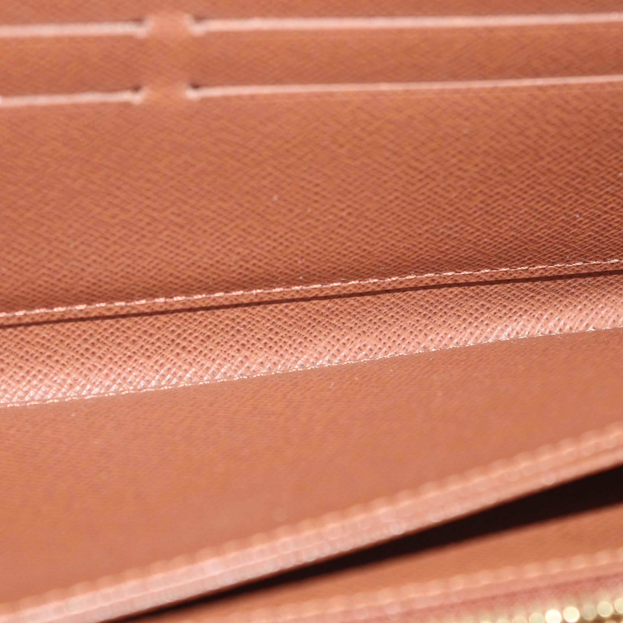 Louis Vuitton Monogram Canvas Zippy Wallet