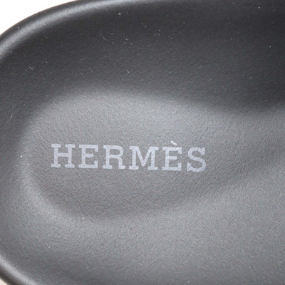 Hermes Gris Argenté Leather Chypre Sandals