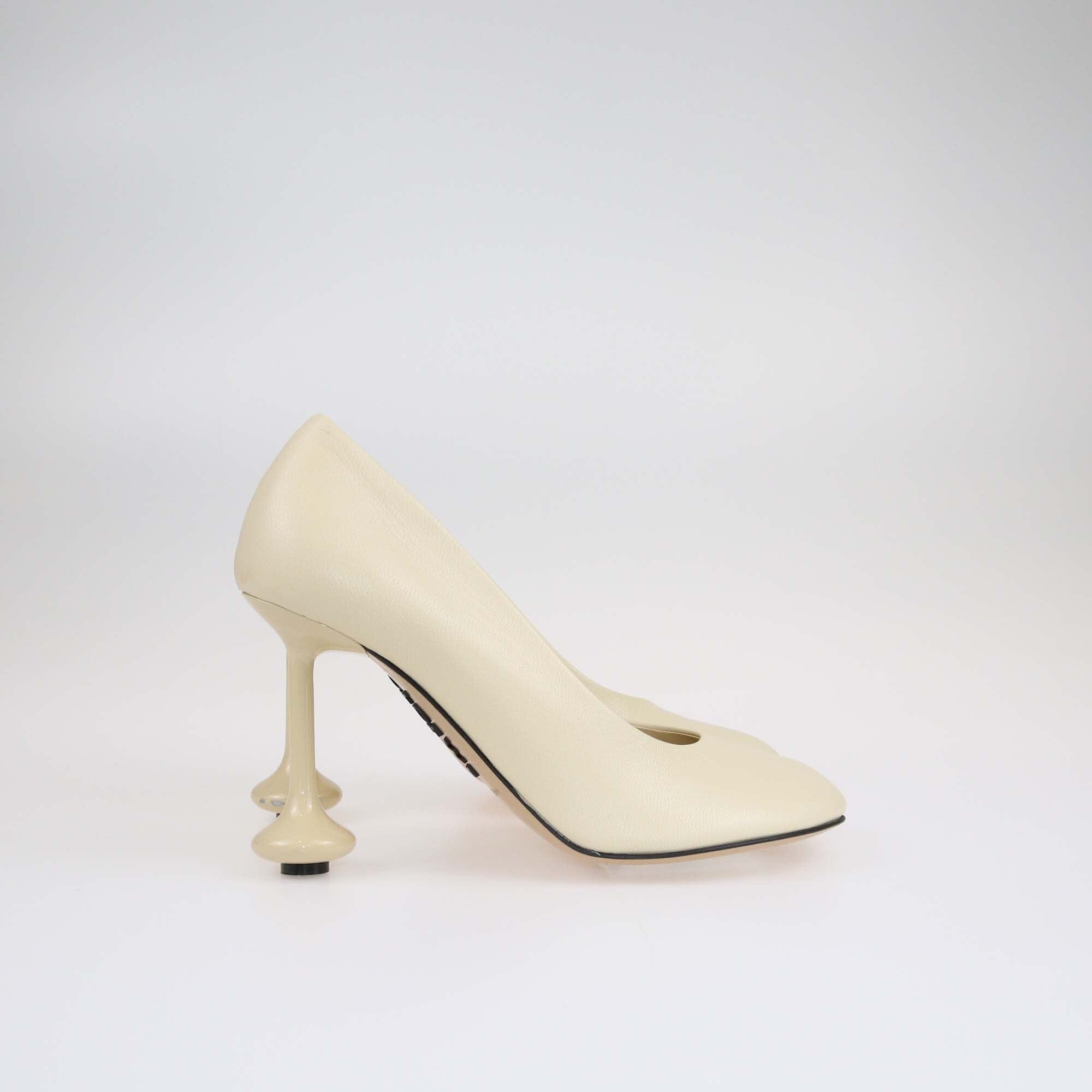 Loewe Beige Toy Petal Shaped Toe Pumps Shoes Loewe 