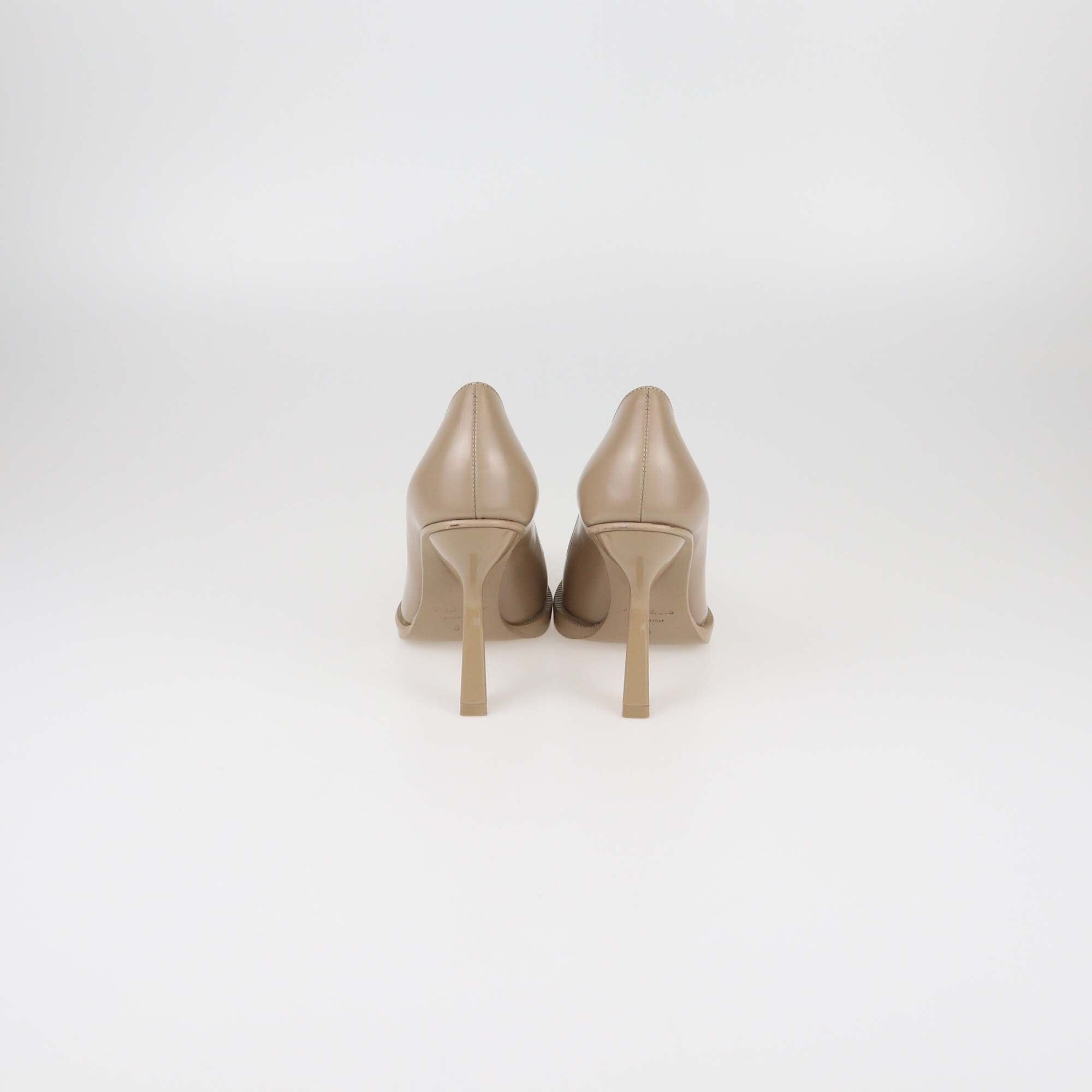 Salvatore Ferragamo Beige Anser X5 Pumps Womens Salvatore Ferragamo 