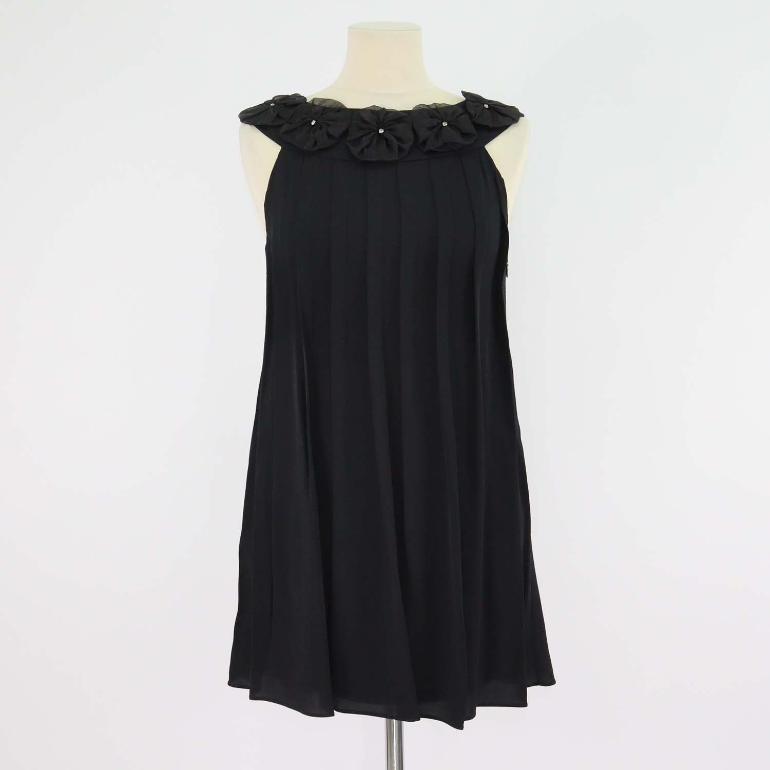 Alice+Olivia Black Silk Sleeveless Pleated Swing Tunic Top