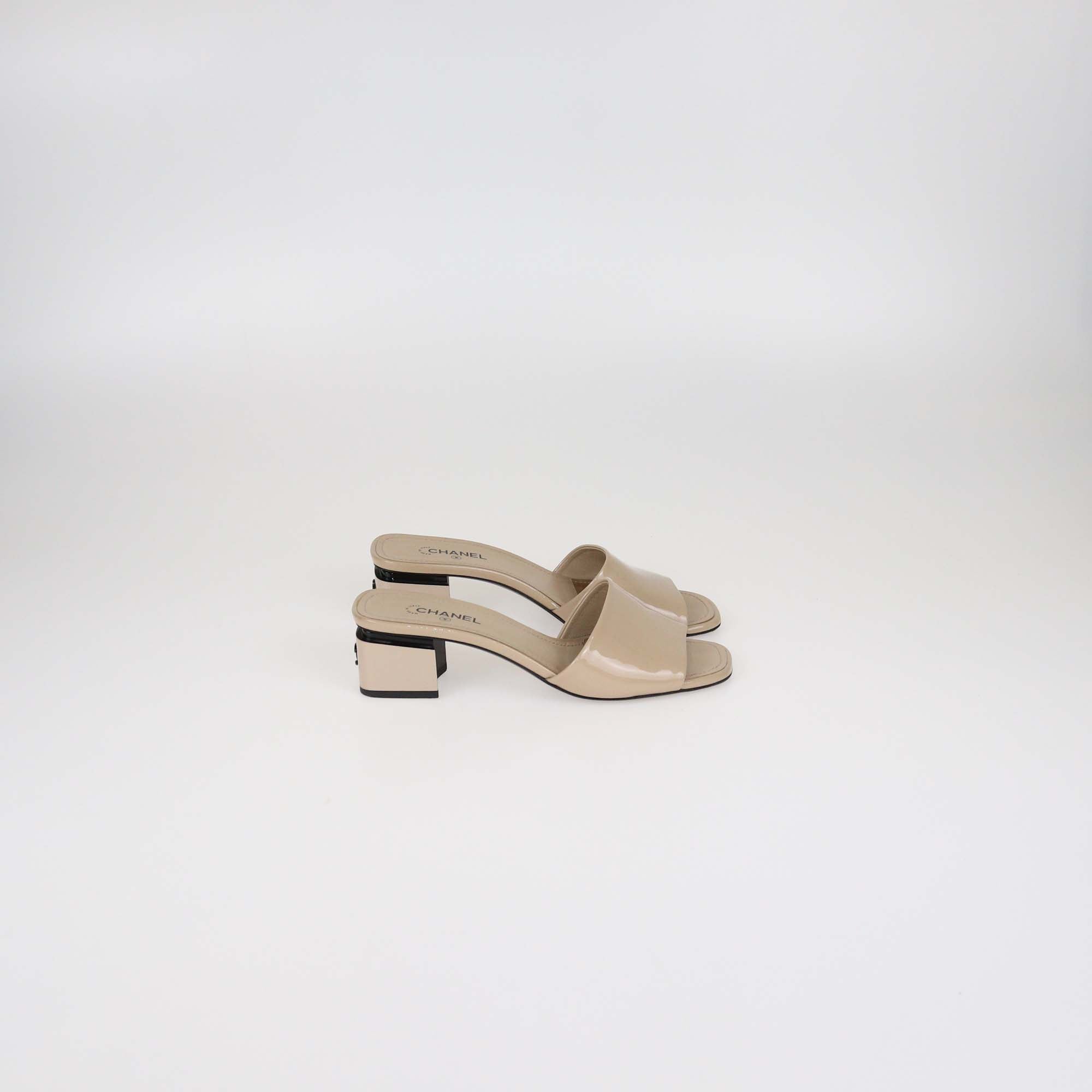 Chanel Beige Patent Leather CC Slide Sandals