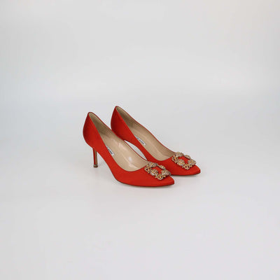 Manolo Blahnik Red Satin Hangisi Pumps