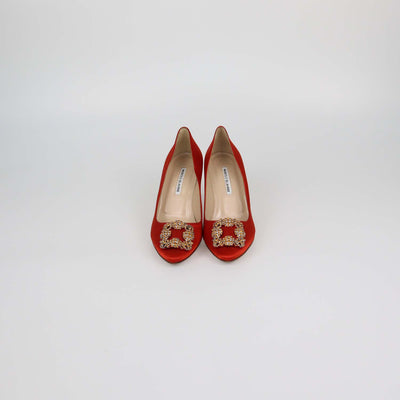 Manolo Blahnik Red Satin Hangisi Pumps