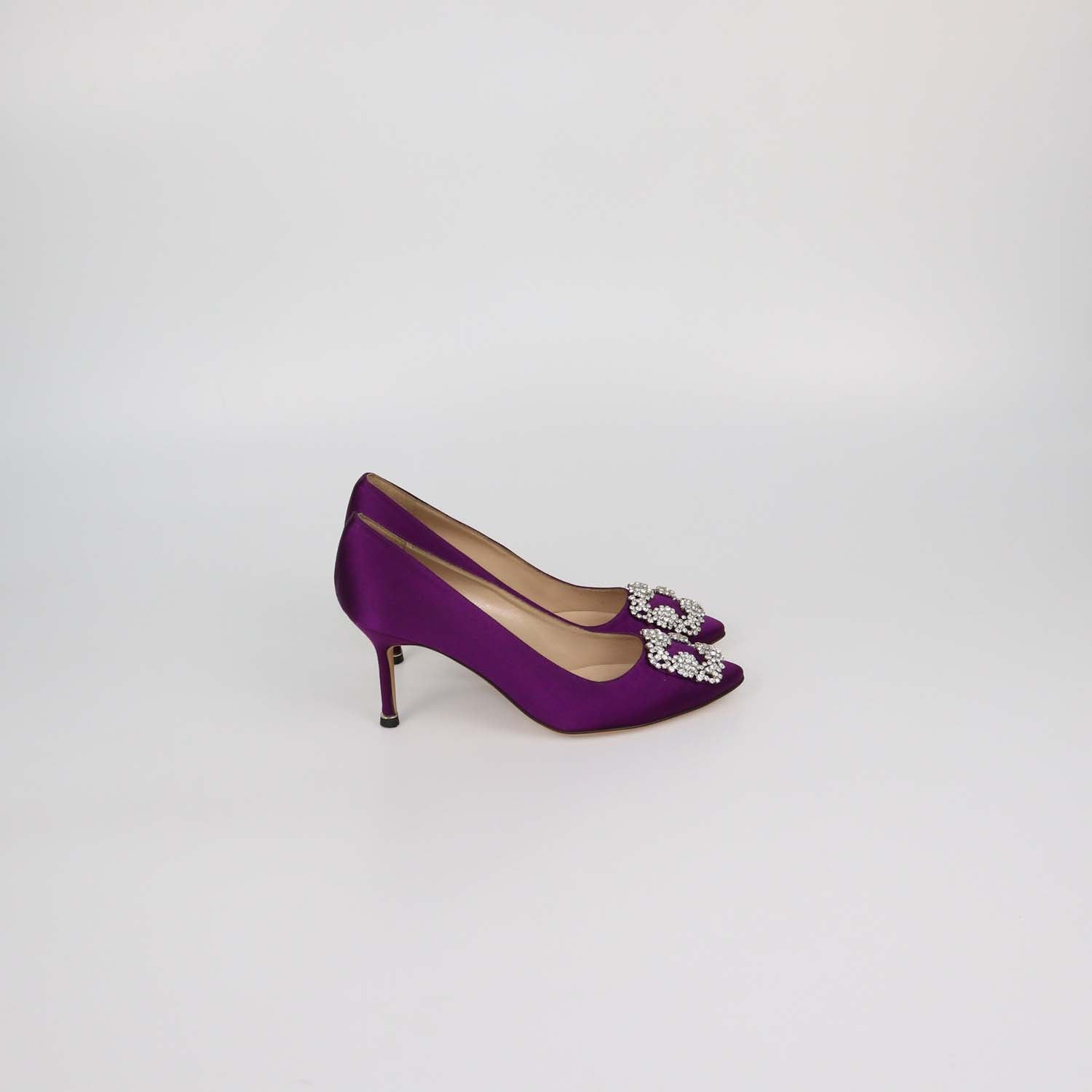 Manolo Blahnik Purple Satin Hangisi Pumps