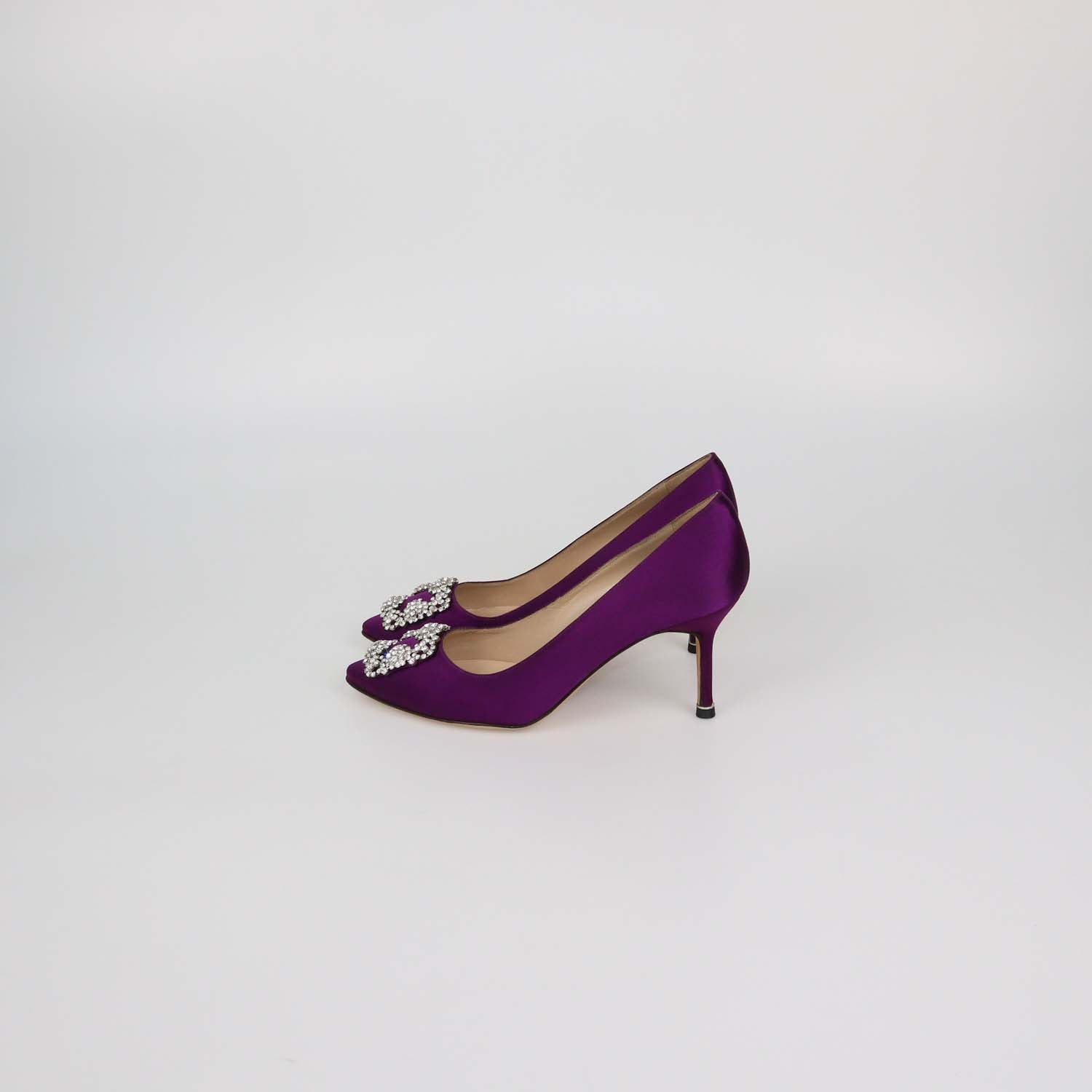 Manolo Blahnik Purple Satin Hangisi Pumps