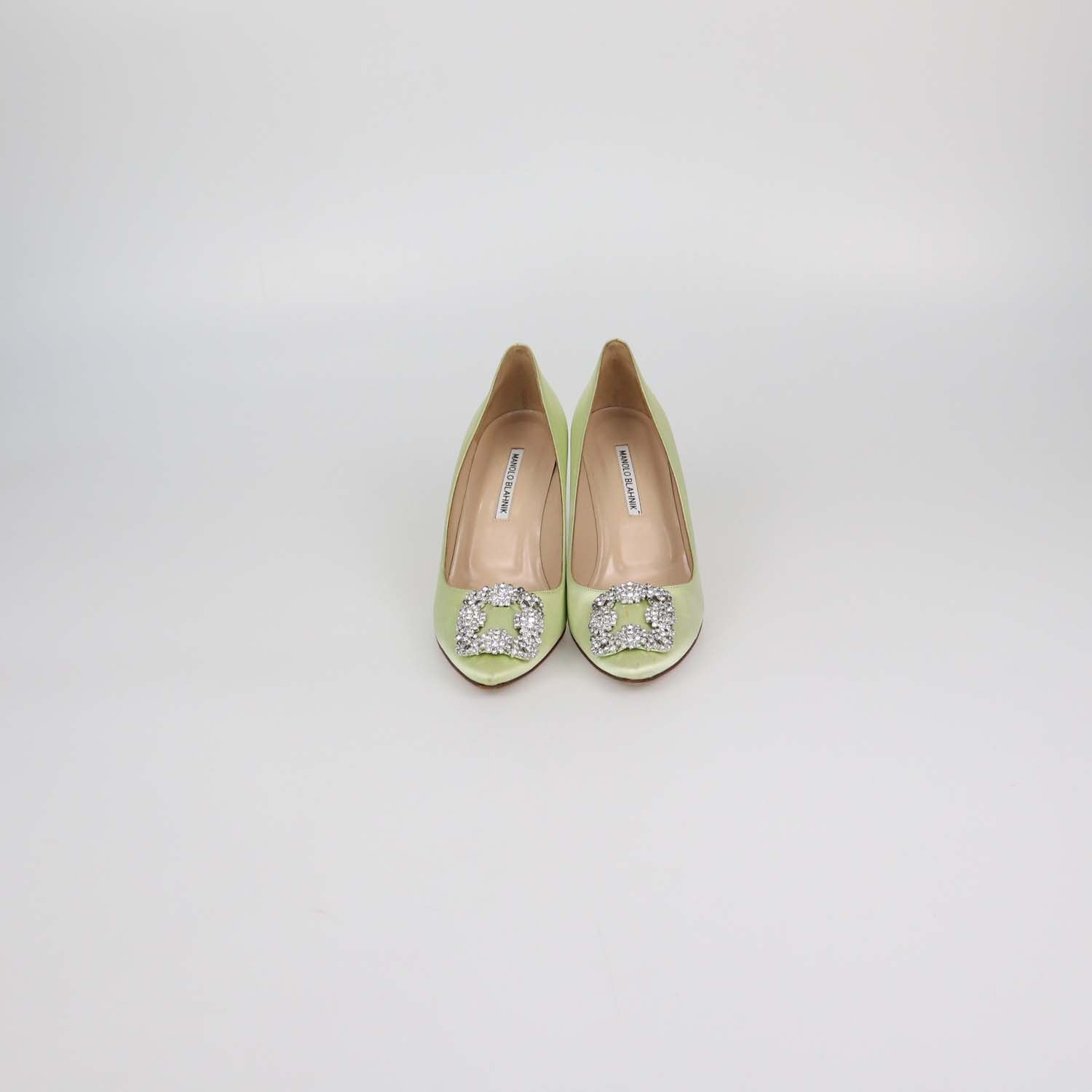 Manolo Blahnik Light Green Satin Hangisi Pumps