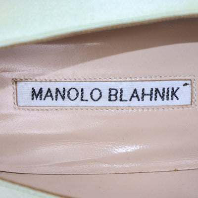 Manolo Blahnik Light Green Satin Hangisi Pumps