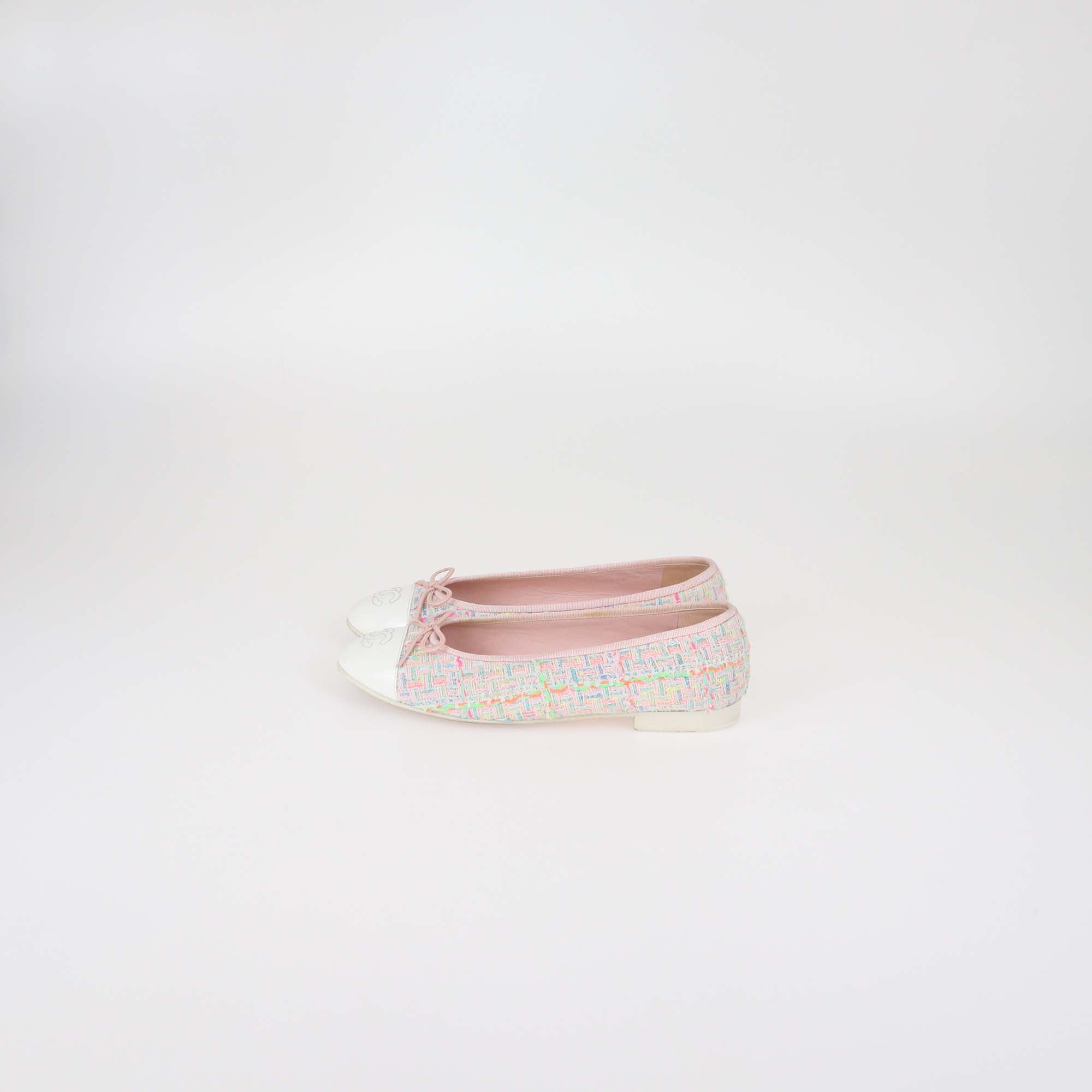 Chanel Multicolo Tweed & Patent Leather CC Cap Toe Ballet Flats