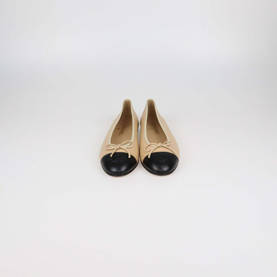 Chanel Beige/Black Leather Bow CC Cap Toe Flats