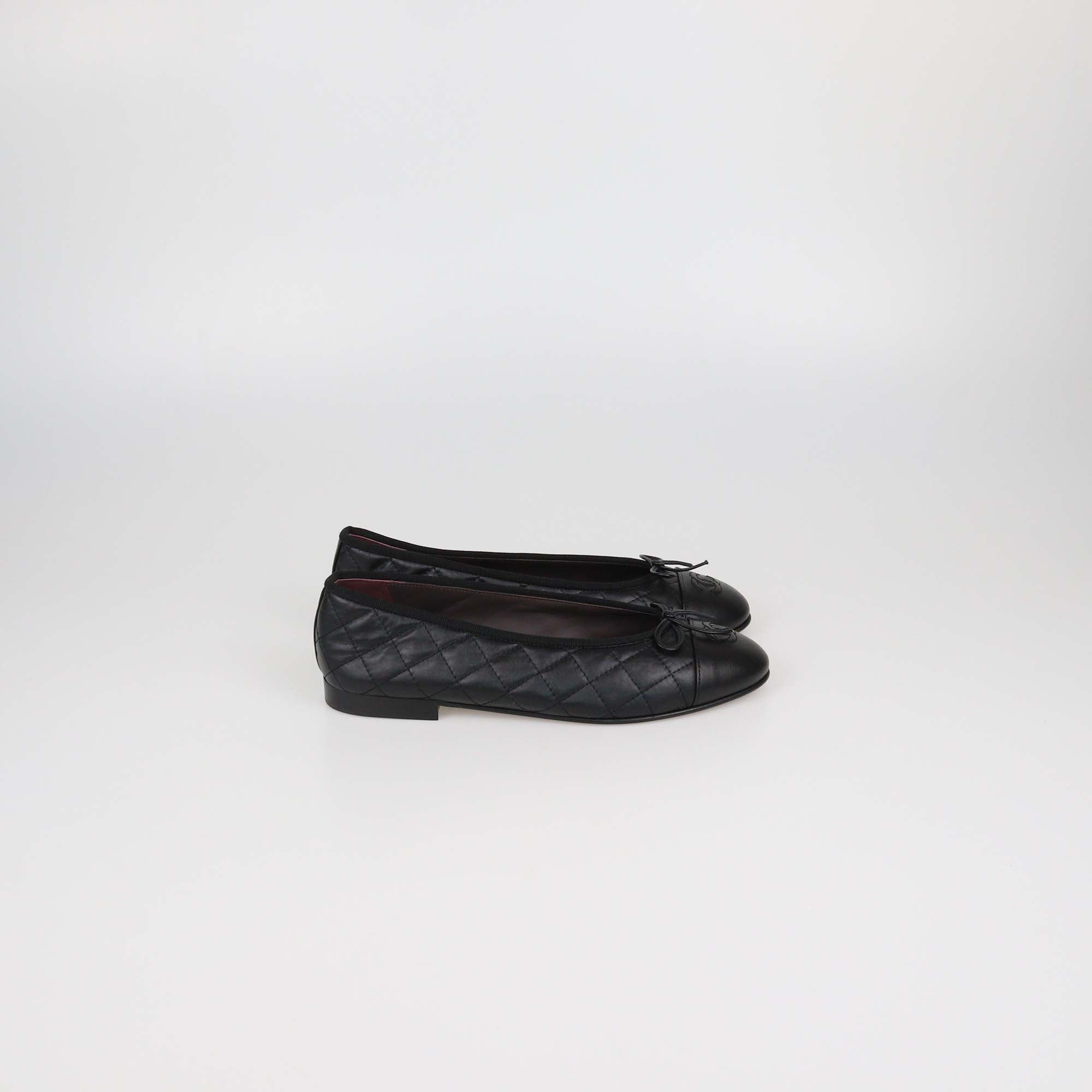 Chanel Black Quilted Leather Bow CC Cap Toe Flats