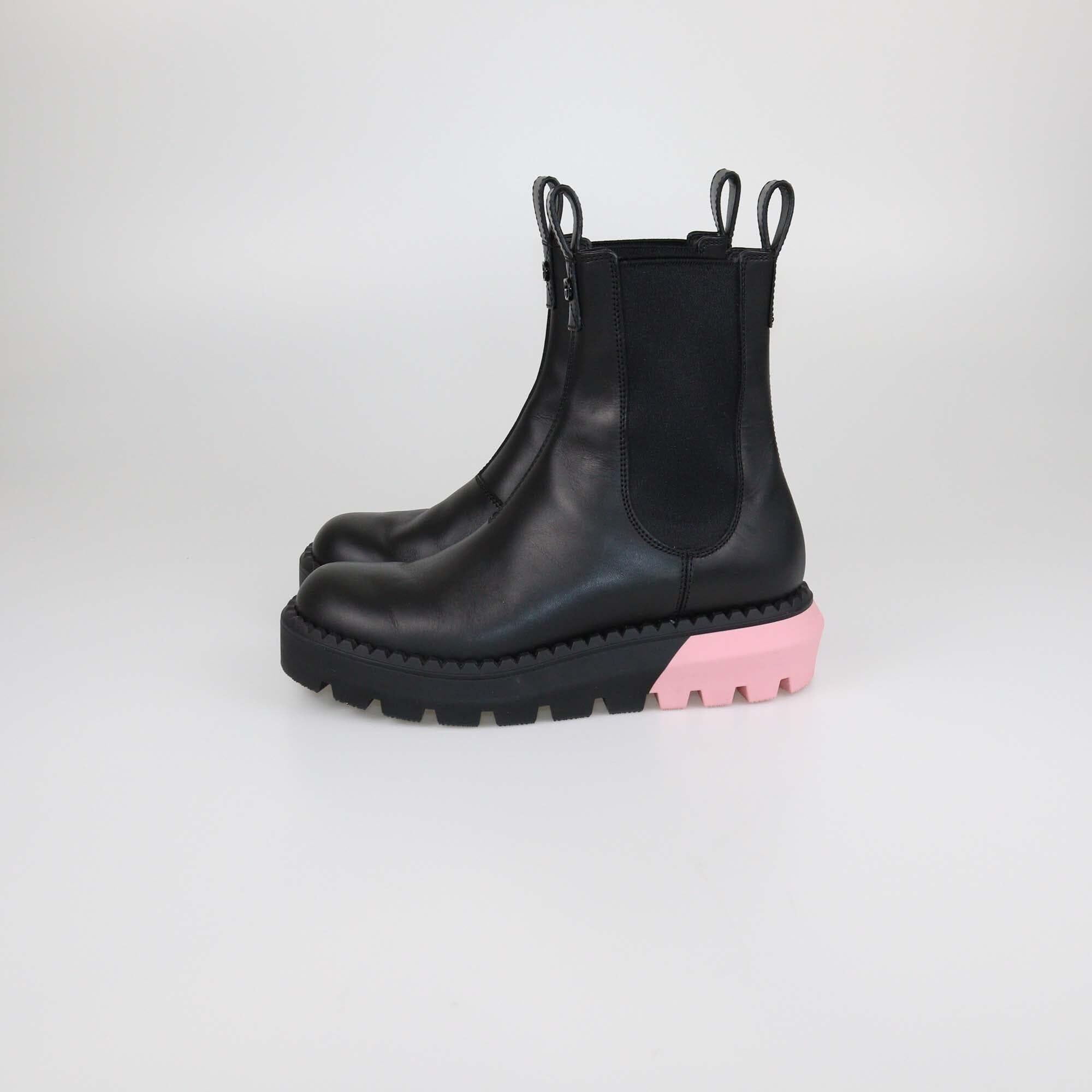 Gucci Black/Pink Interlocking G Chelsea Ankle Boots Womens Gucci 