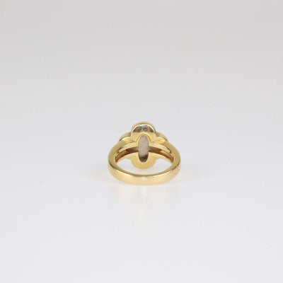 Van Cleef & Arpels 18K Yellow Gold Pure Alhambra Mother Of Pearl Ring Size 54