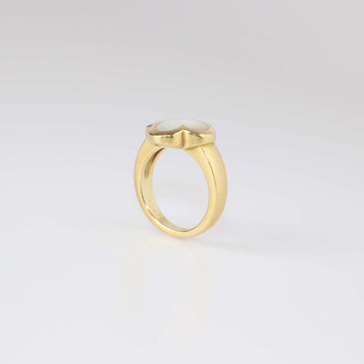Van Cleef & Arpels 18K Yellow Gold Pure Alhambra Mother Of Pearl Ring Size 54