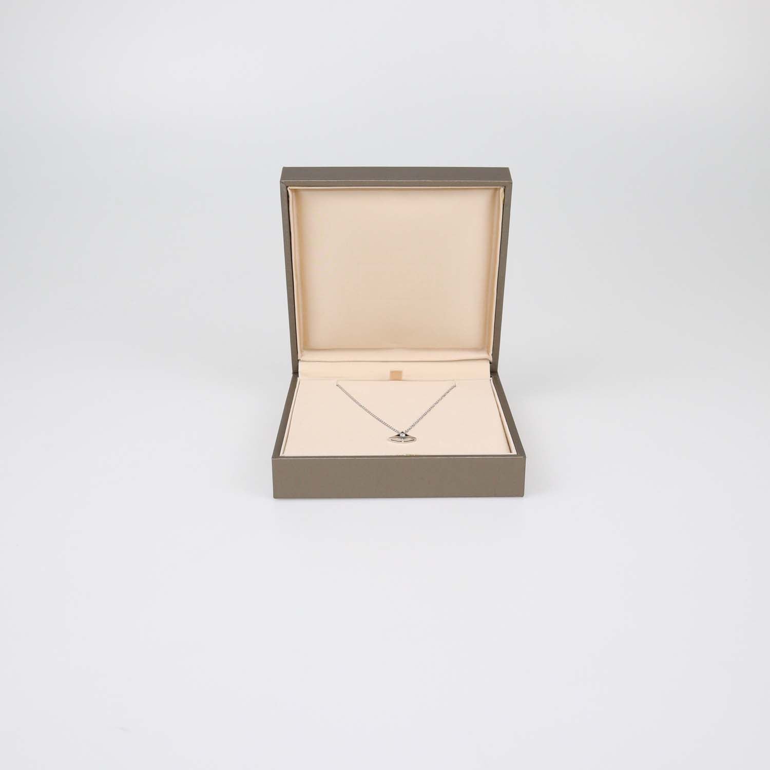 Bvlgari Diva's Dream 18K White Gold Diamond Pendant Necklace