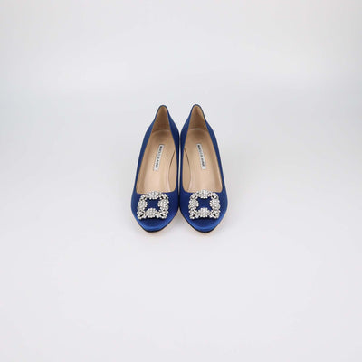 Manolo Blahnik Blue Satin Hangisi Pumps