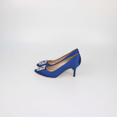 Manolo Blahnik Blue Satin Hangisi Pumps
