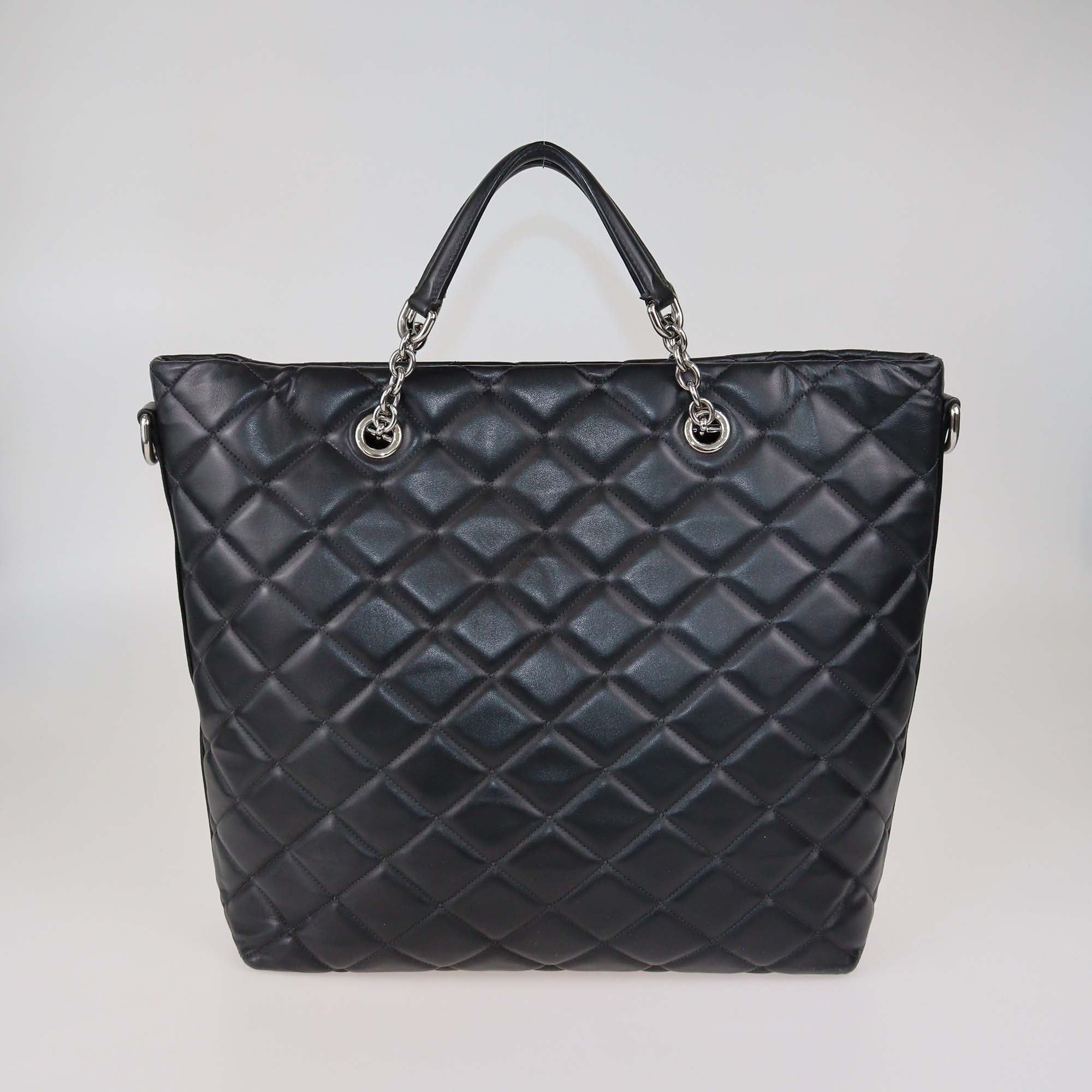 Dolce & Gabbana Black Quilted Leather Chain Shopping Tote