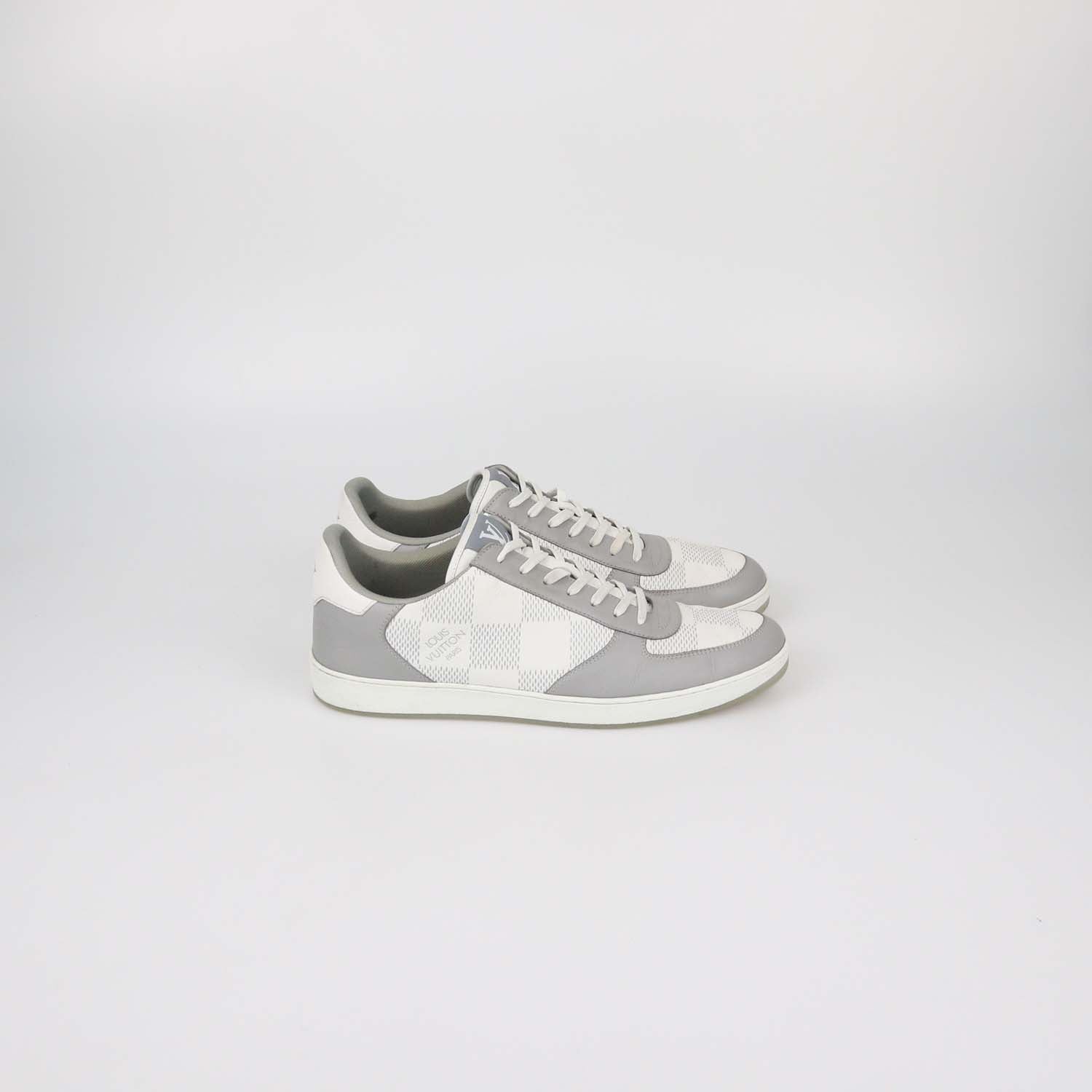 Louis Vuitton White/Grey Damier Leather Rivoli Low Top Sneaker